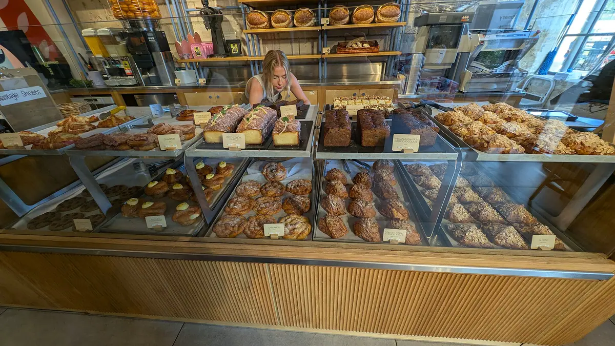 Greggs – bakery in Barkingside, London